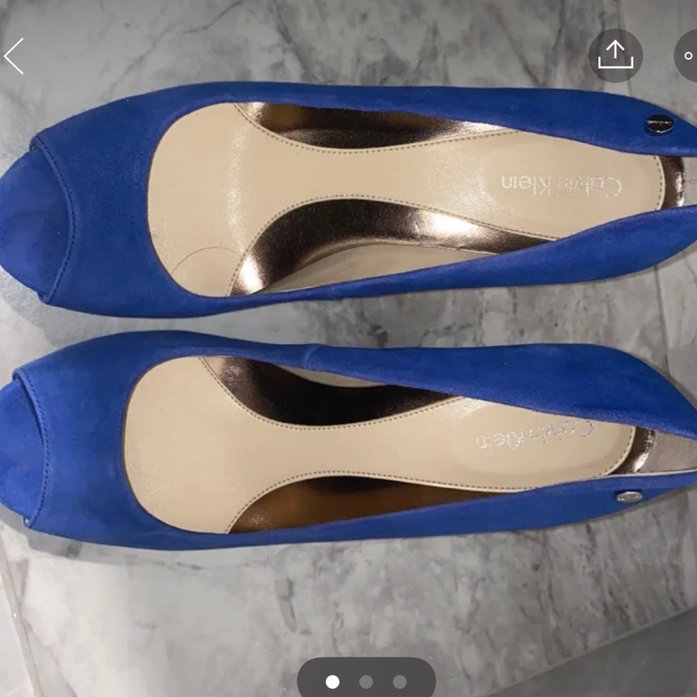 Calvin Klein heels woman